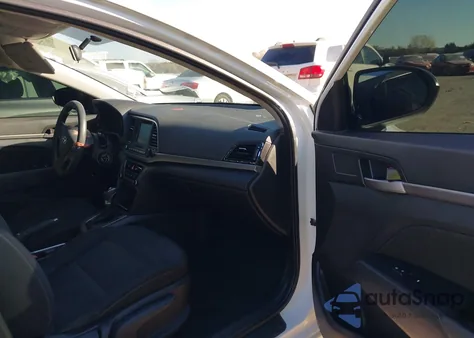 2018 Hyundai Elantra Sel z USA, uszkodzony, nr VIN 5NPD84LF6JH253829